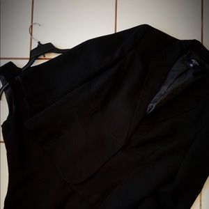 Jones Wear Two-Piece Suit